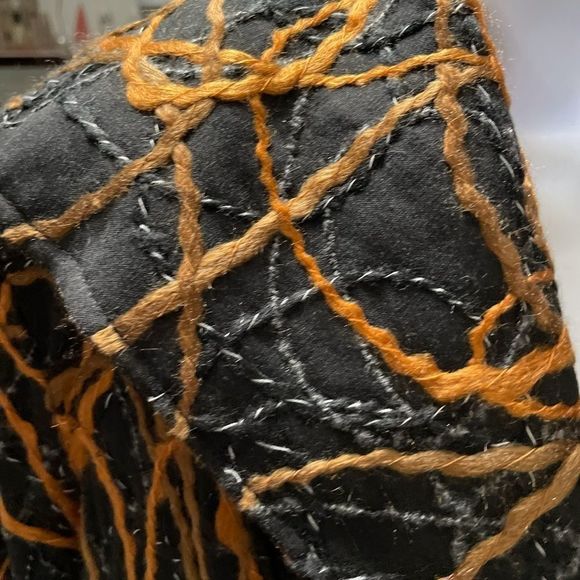 Kathleen Sommers yarn stitched jacket - Picture 2 of 6